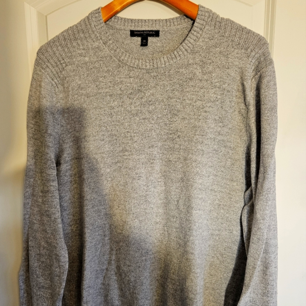 BANANA REPUBLIC Crew Neck Sweater